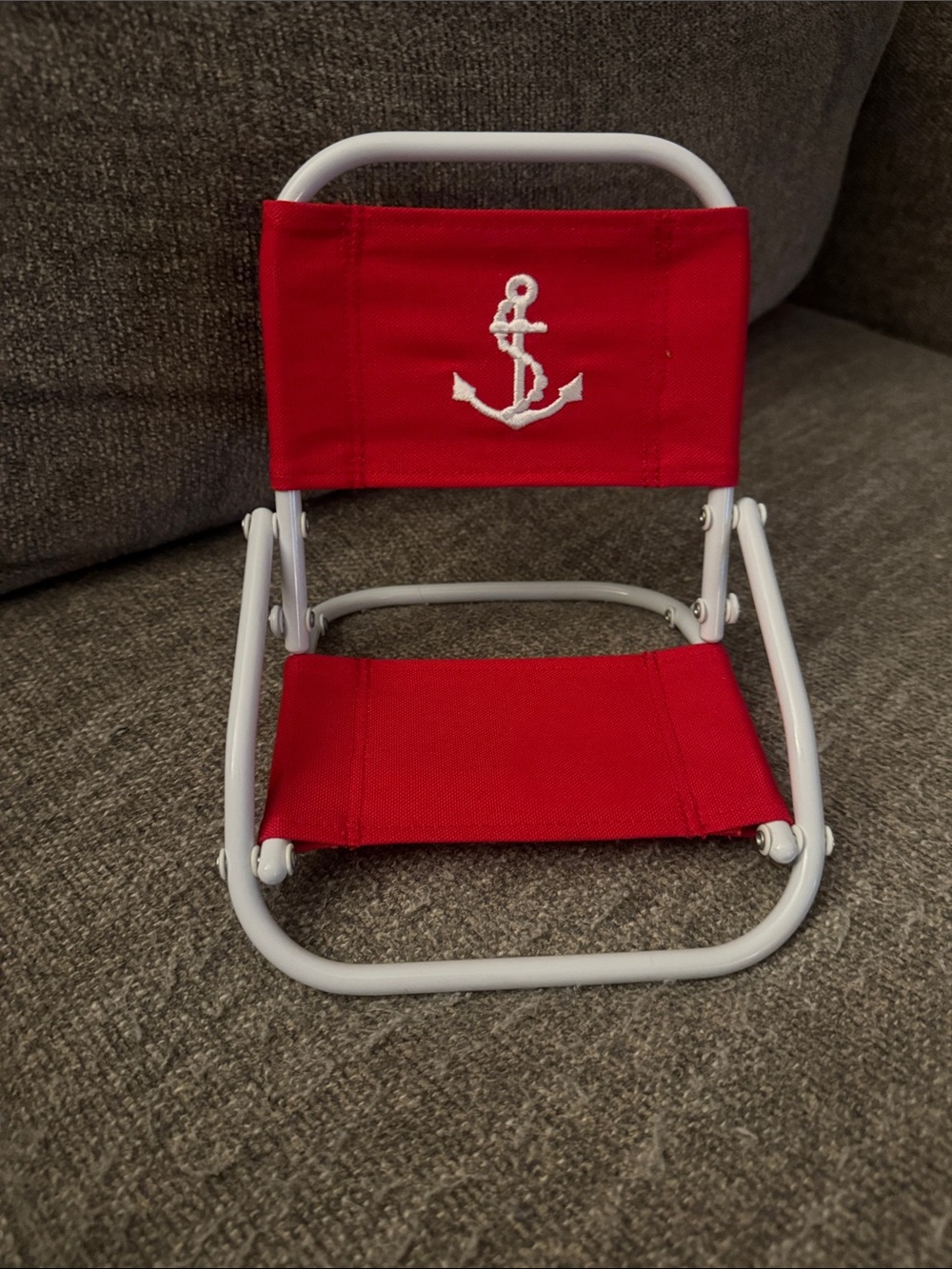 American Girl Red Anchor Folding Beach Chair RARE Like NEW
